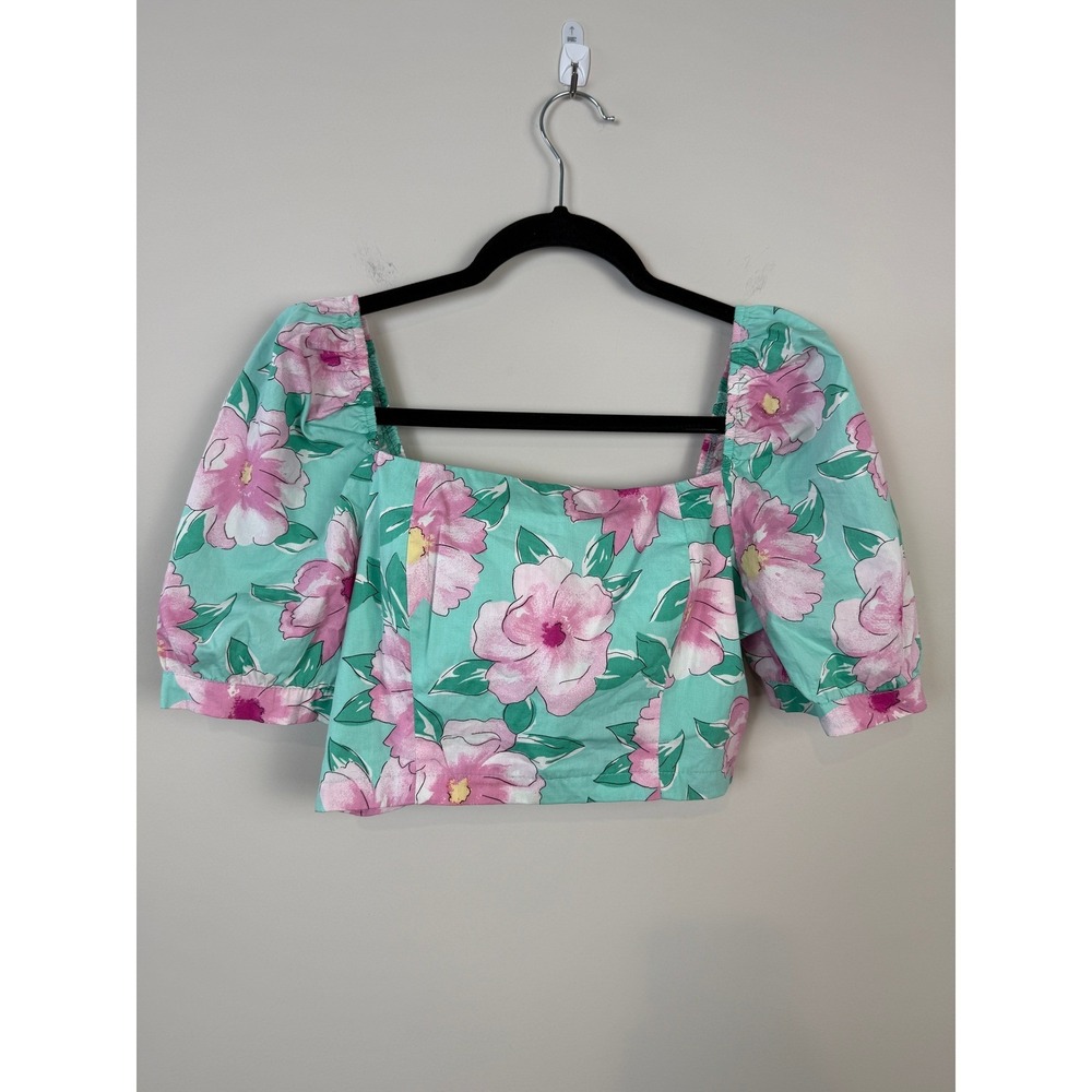 GB NWTs $44 Juniors Large Puff Short Sleeve Square Neck Floral Crop Top